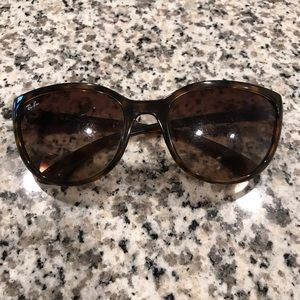 Ray Ban Cat Eye Sunglasses